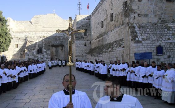 Warga Kembali Rayakan Natal di Bethlehem Setelah 2 Tahun Lockdown