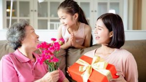 Sambut Hari Ibu, Berikut 5 Inspirasi Hadiah Bermanfaat untuk Ibunda Tercinta